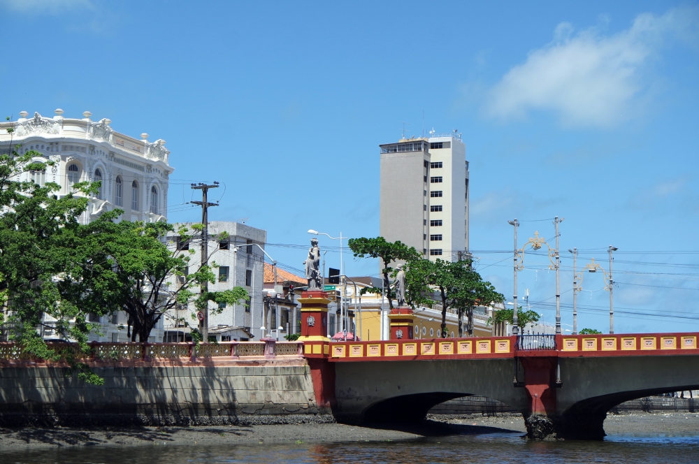 Recife PE um roteiro por suas pontes sua história O que é notícia