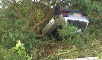 Condutora desvia de buraco e capota veículo na Marechal Rondon O que