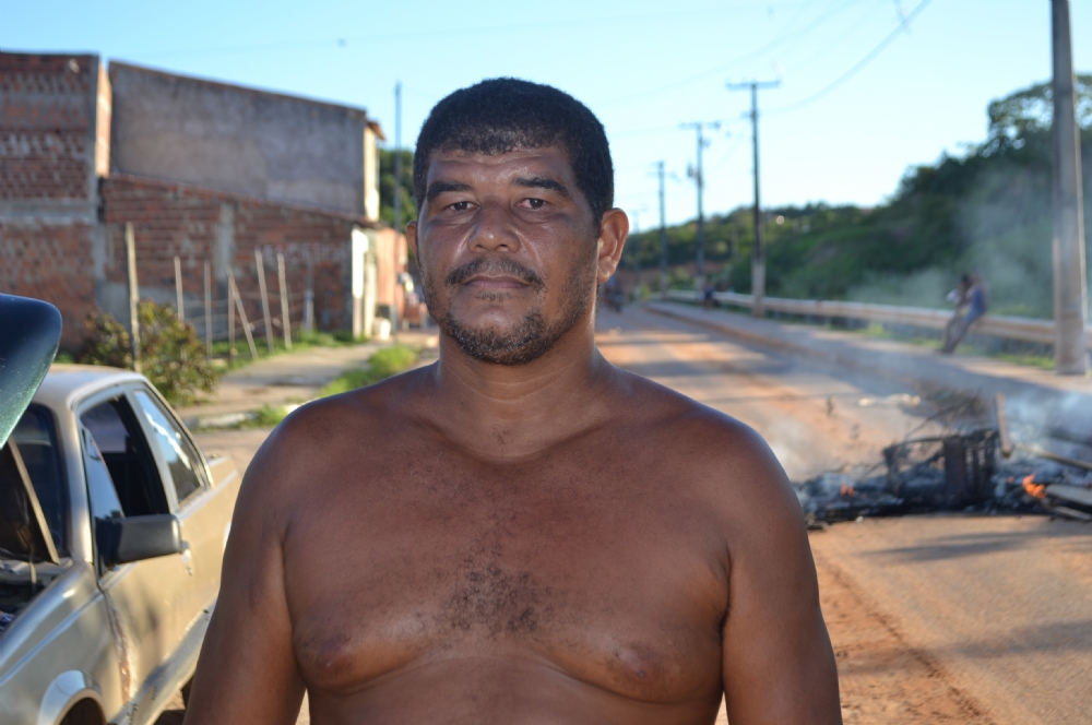 Moradores do Santa Maria bloqueiam rua do Morro do Avião O que é