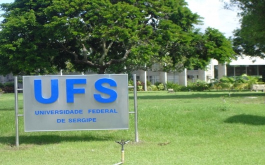 Ato realizado na UFS pediu consulta pública para escolha dos cargos de reitor e vice-reitor da instituição