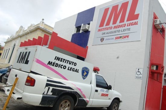 IML registra 4 mortes por armas branca e de fogo nas últimas 24 horas