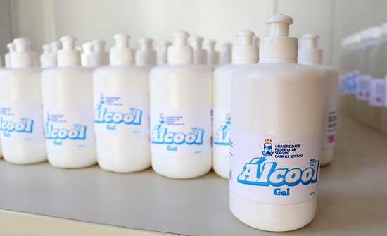 Campus da UFS/Sertão produziu uma tonelada de álcool gel para doação