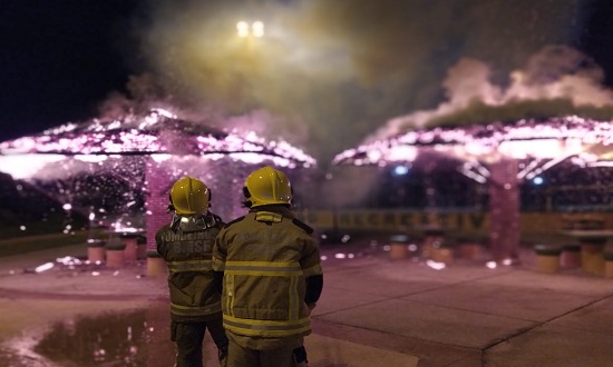 Incêndio destrói três quiosques na orla do Porto Dantas