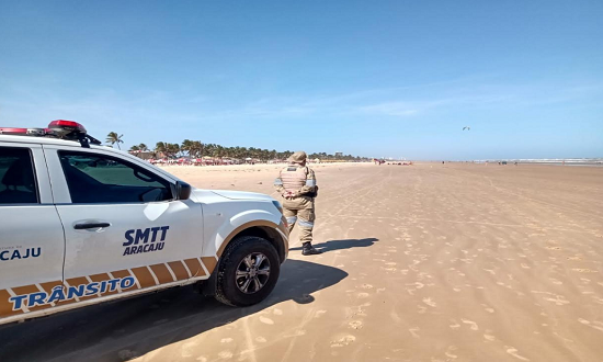 SMTT intensifica fiscalização nas praias neste final de ano