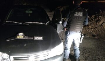 Policiais do 3º BPM localizam veículo roubado em Areia Branca