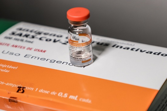 Sergipe recebe mais de 30 mil doses de vacina contra a Covid-19