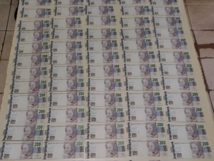 Casal é preso com R$ 18 mil em notas falsas no município de Indiaroba