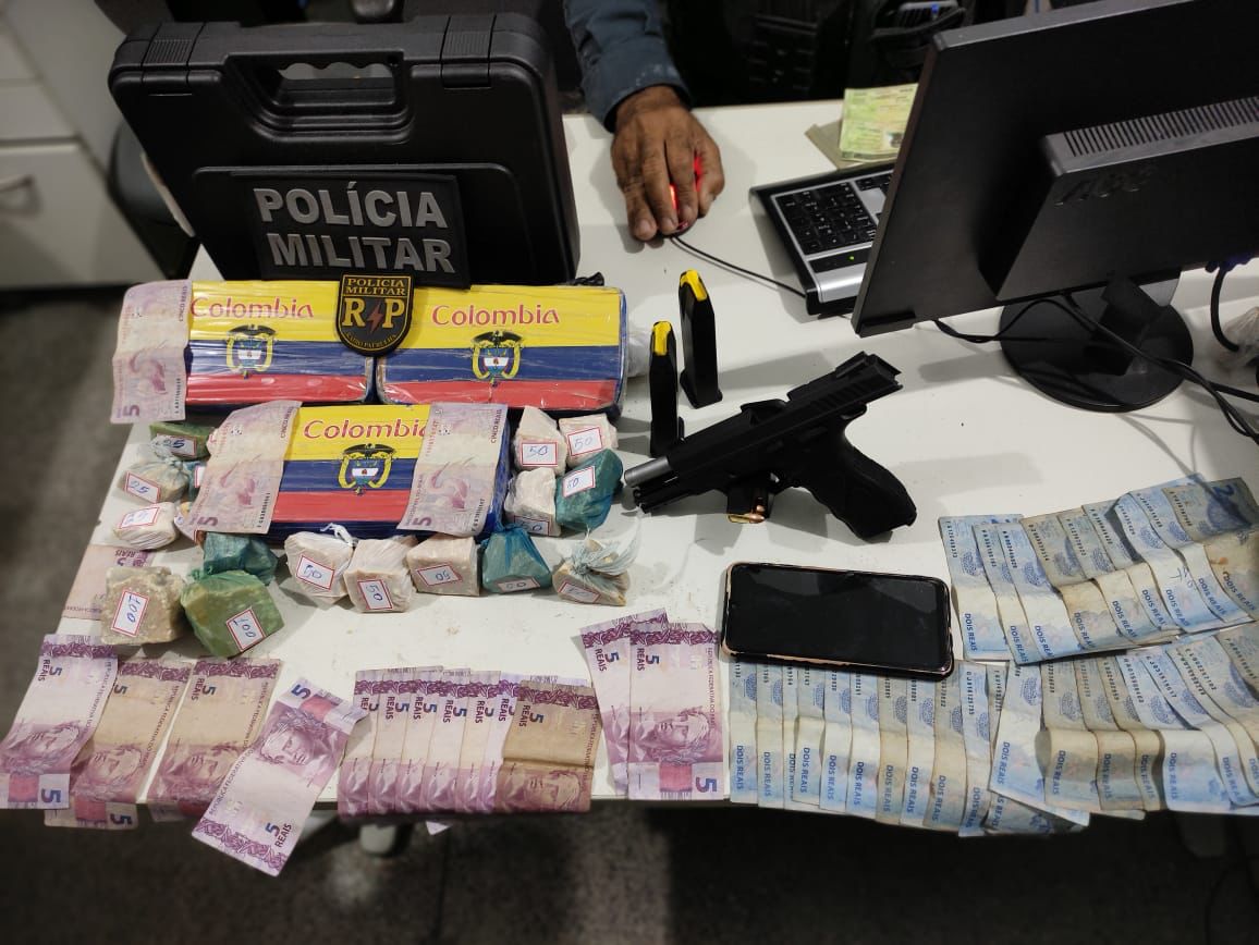 Homem é preso em flagrante com droga suspeita de origem colombiana