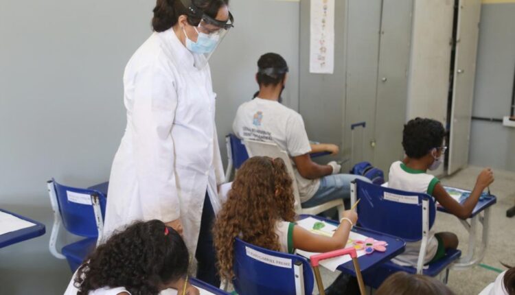 Rede de ensino de Aracaju faz preparativos para iniciar ano letivo