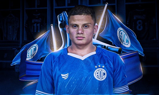 Confiança anuncia contratação do lateralesquerdo Matheus Mascarenhas