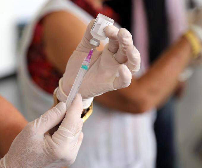 População pode se vacinar contra influenza e sarampo neste sábado