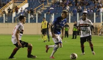 Confiança vence o Botafogo-SP de virada pela Série C