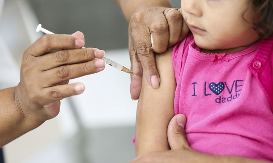 Aracaju finaliza estoque da Pfizer baby e suspende vacinação