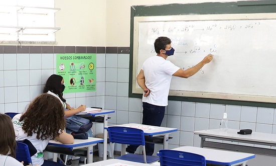 Governo abre PSS para professores da Educação em Tempo Integral