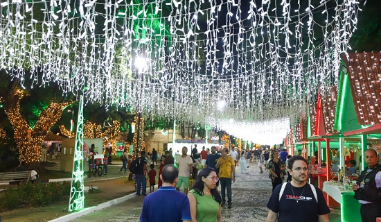 Veja fotos do Natal Iluminado 2023