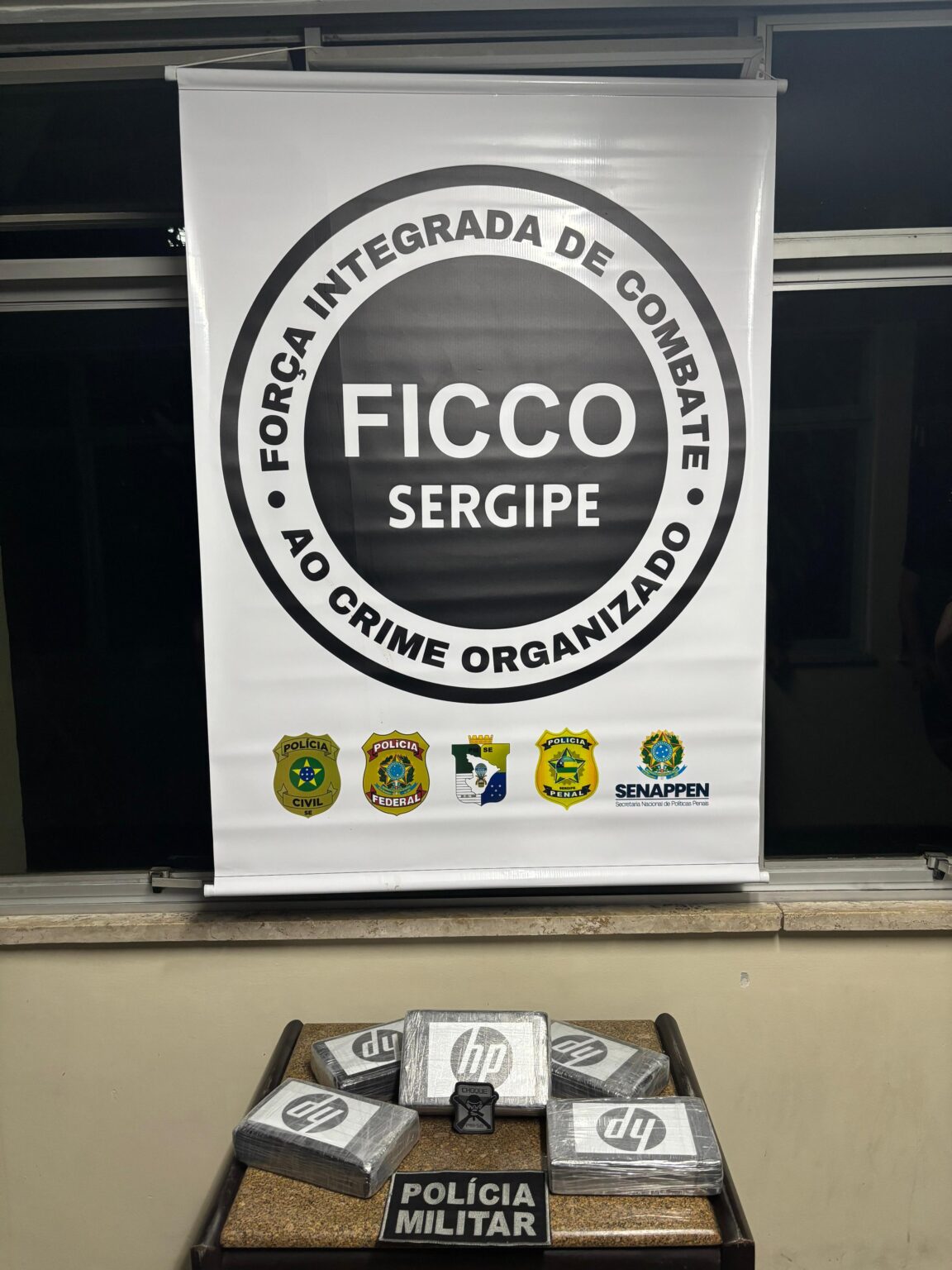 Homem é preso com 5 quilos de cocaína na BR-101 em Laranjeiras