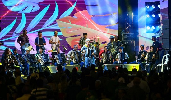 Forró Caju 2026 começa hoje em Aracaju com shows a partir das 16h