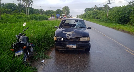 Carro e moto batem; motorista embriagado é preso em SE