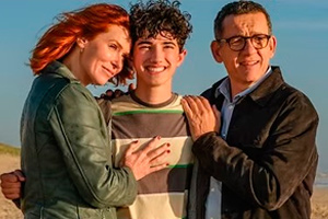 ‘Olhe o Mar’ aposta em humor e sensibilidade em comédia dramática de 91 minutos
