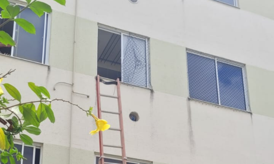 Princípio de incêndio em Aracaju causado por panela esquecida no fogão