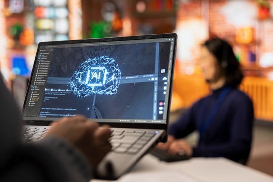 IA na Saúde Mental: Benefícios e Riscos da Terapia Digital