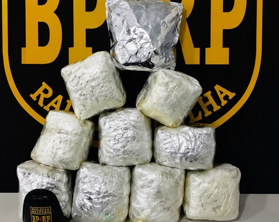PM apreende 10 kg de maconha em condomínio de Aracaju