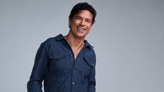 Jorge Vercillo faz show extra em Aracaju no Dia dos Pais