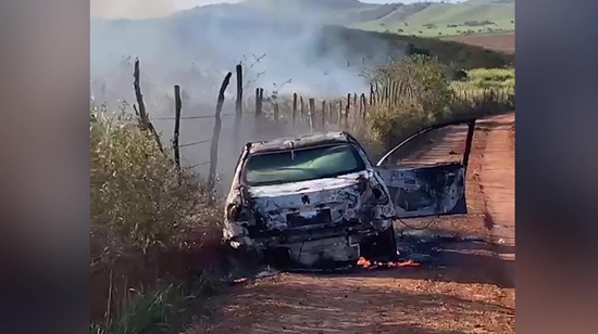 Polícia diz que motorista incendiou carro e forjou assalto em Ribeirópolis