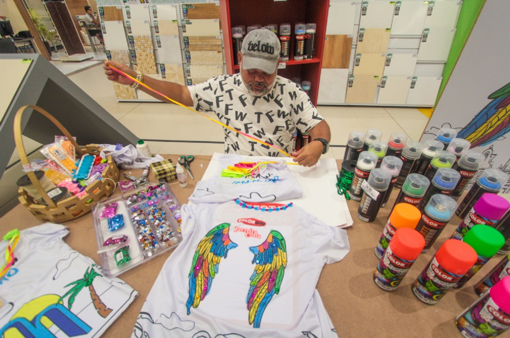 Ateliê terá oficinas de adereços e make para Carnaval - O que é