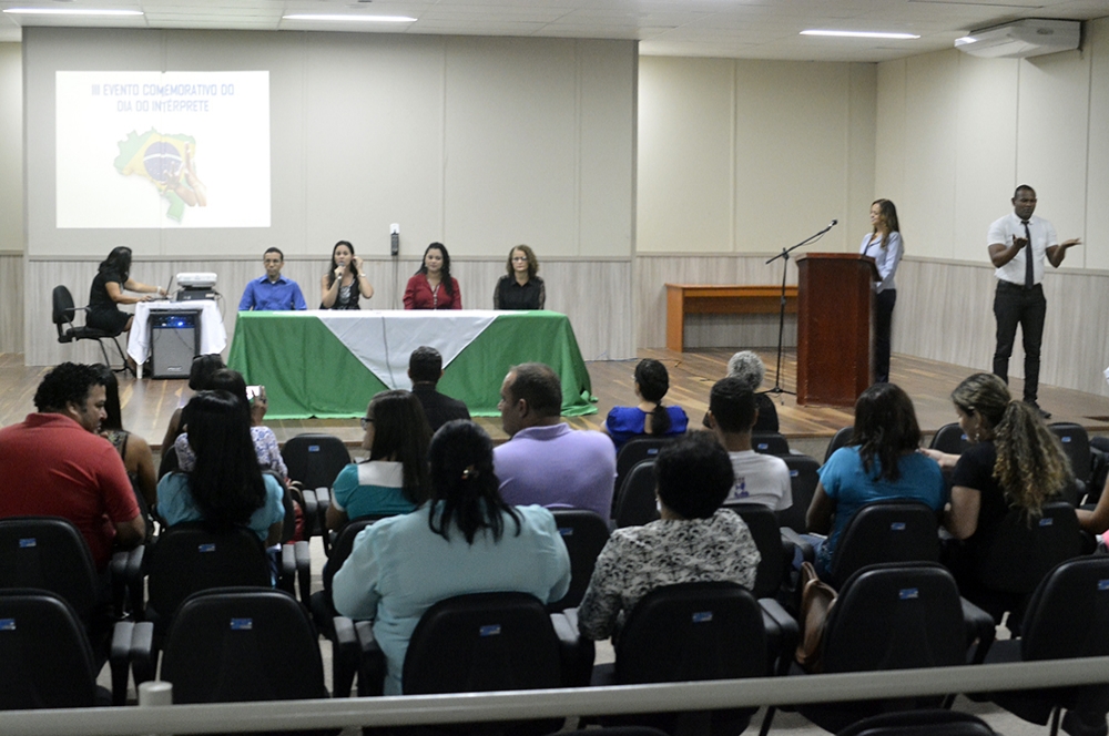 Evento do Dia do Tradutor. 